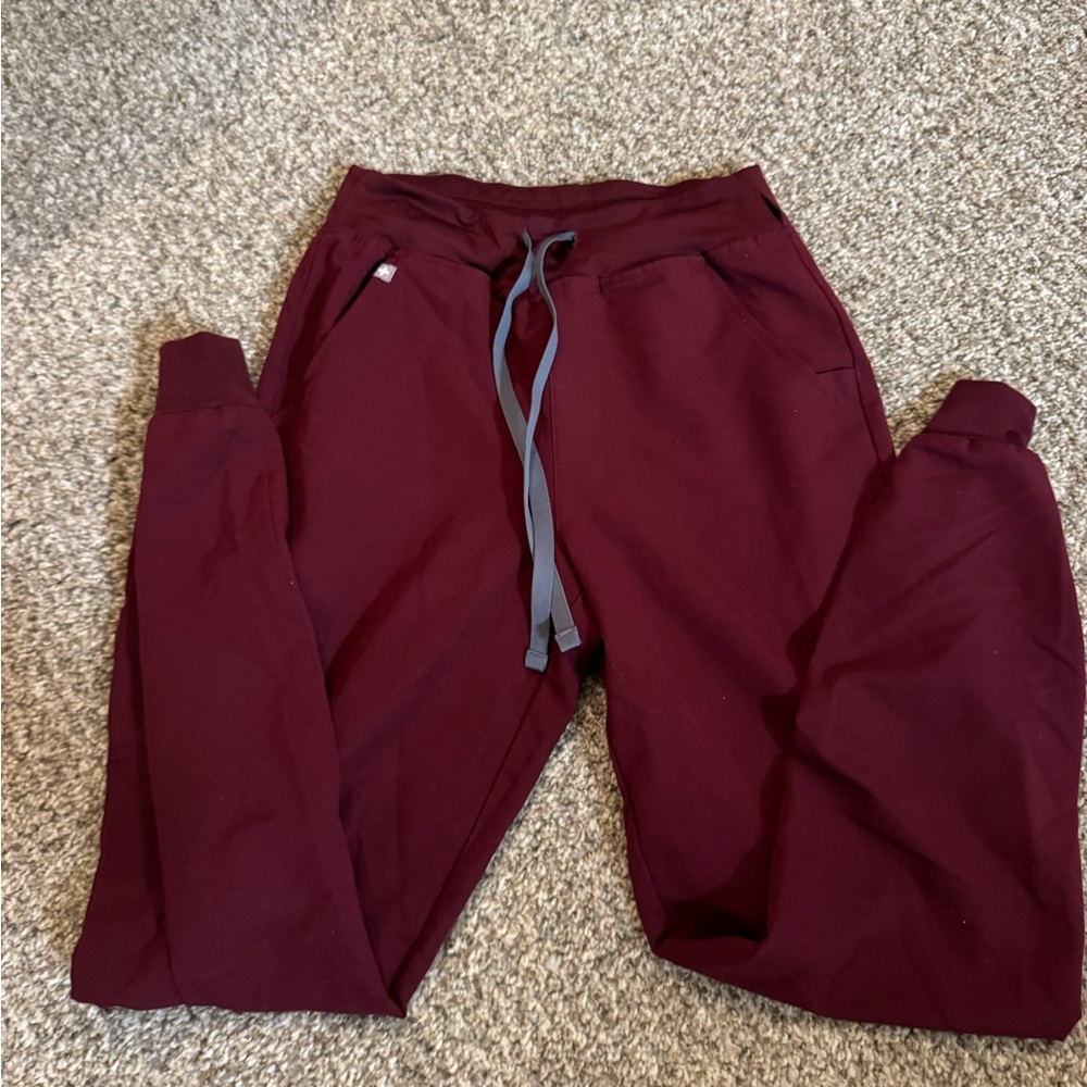 maroon fig joggers